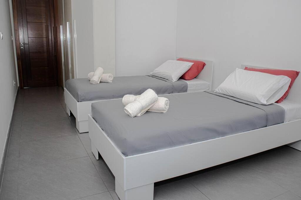 Seafront Two Bedroom Apartment San Ġiljan Exterior foto